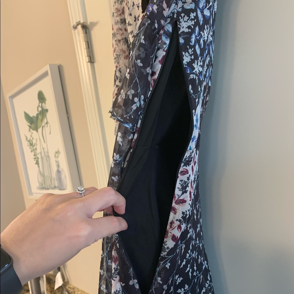NWT Devlin dress with sheer bell-sleeves - Picture 4 of 8